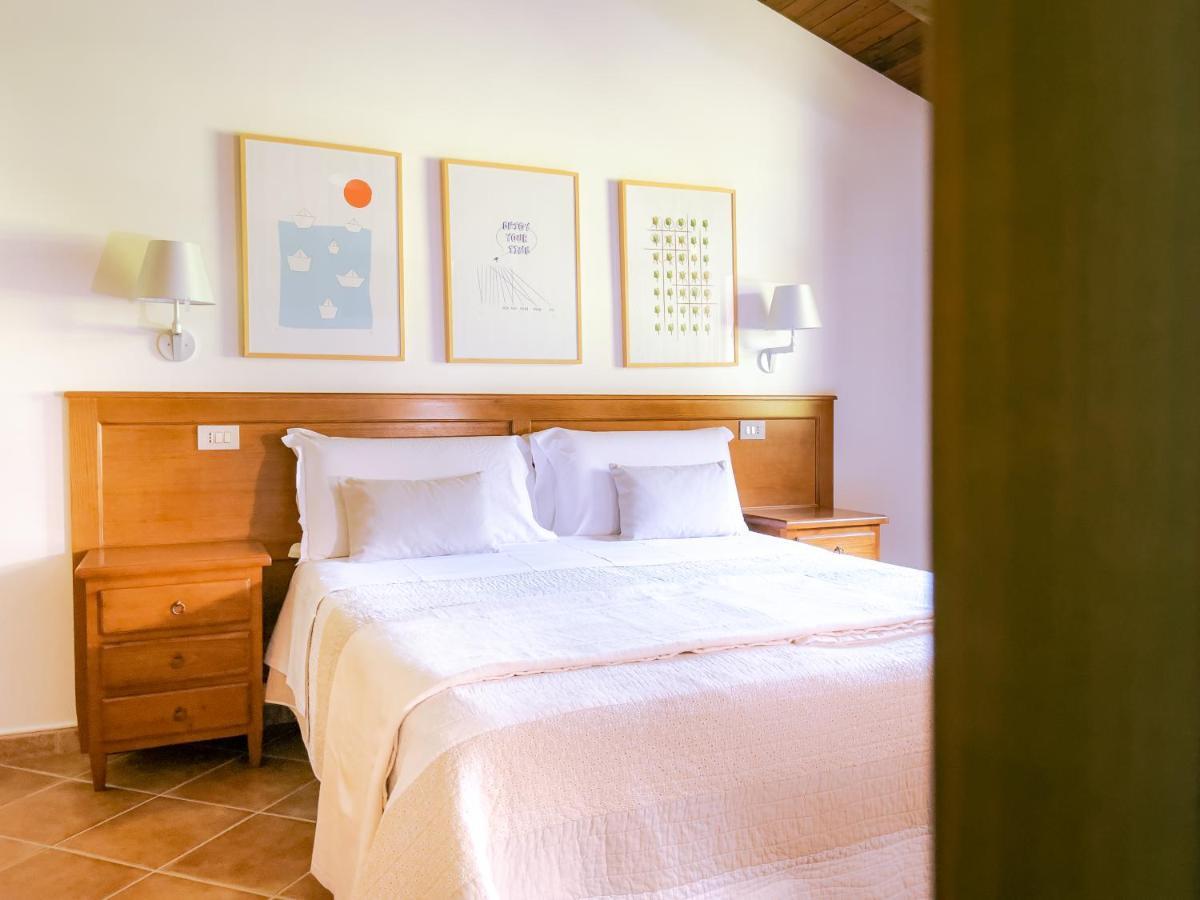 Agriturismo La Valle Di Vico 카프라롤라 외부 사진